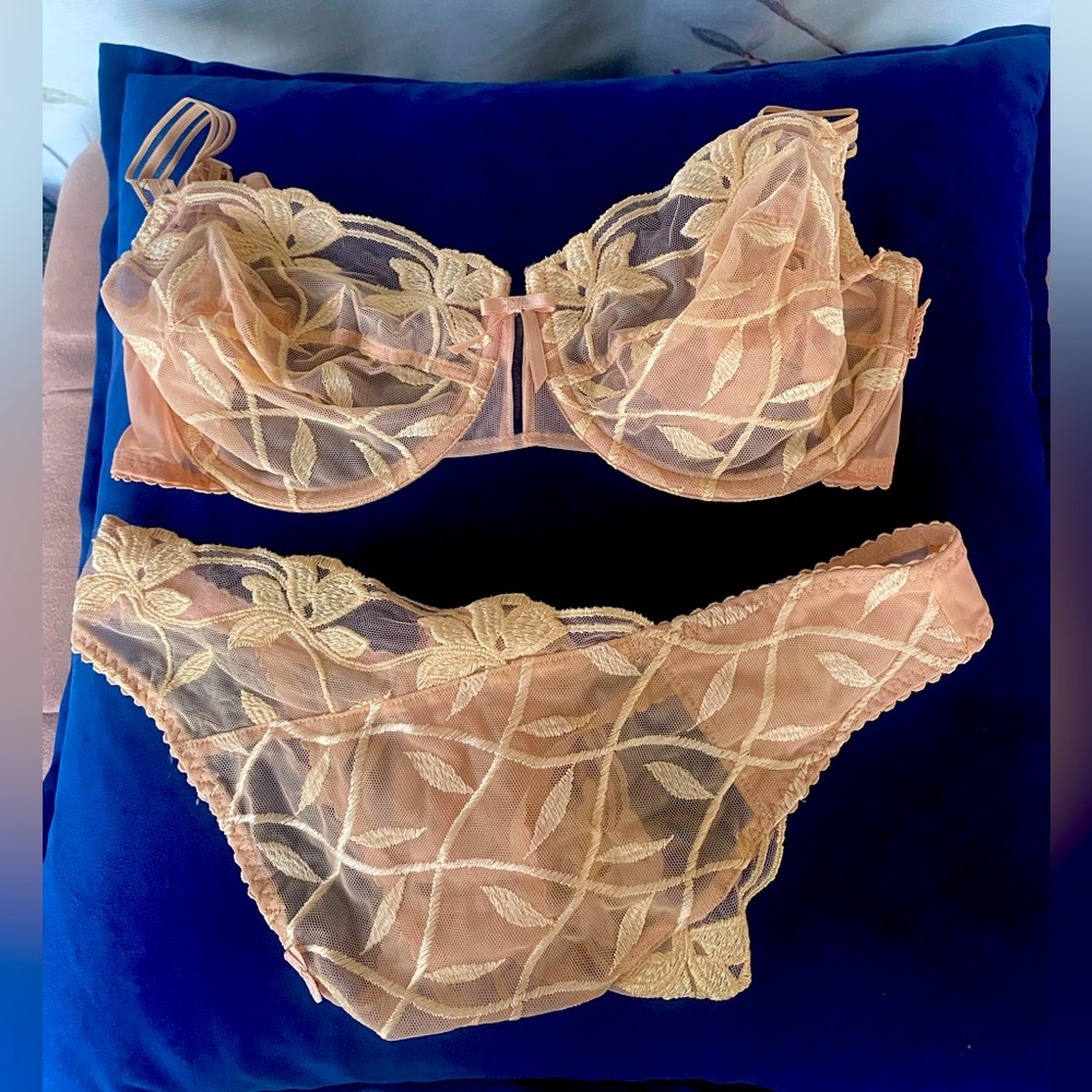 Like new Barbara bra and thong set, France, 34D and 3 M/L